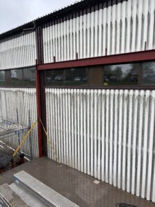 Tillverkning och montage av pelare och balk till skola i Munkedal.